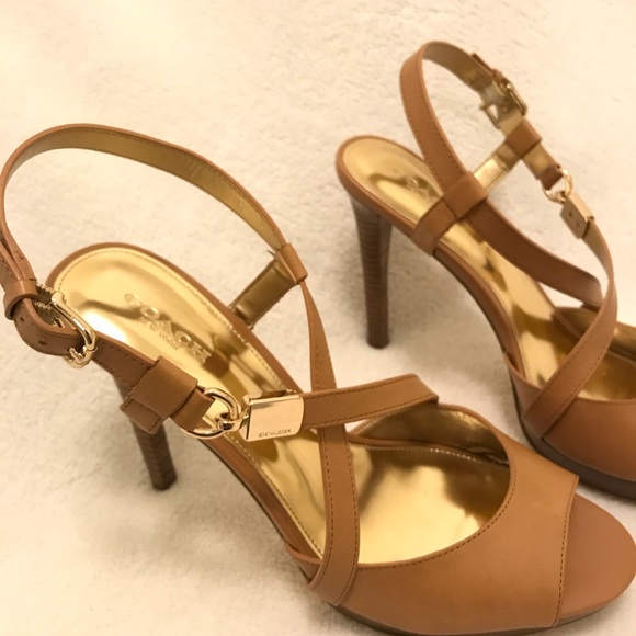 Coach Wendelle Classic Leather Heel Sz 8.5 - Picture 4 of 13